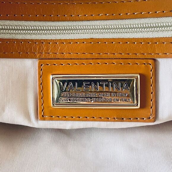 NWT  RARE Valentina Sling Backpack Real Finest Italian Leather Convertible Bag main image 16